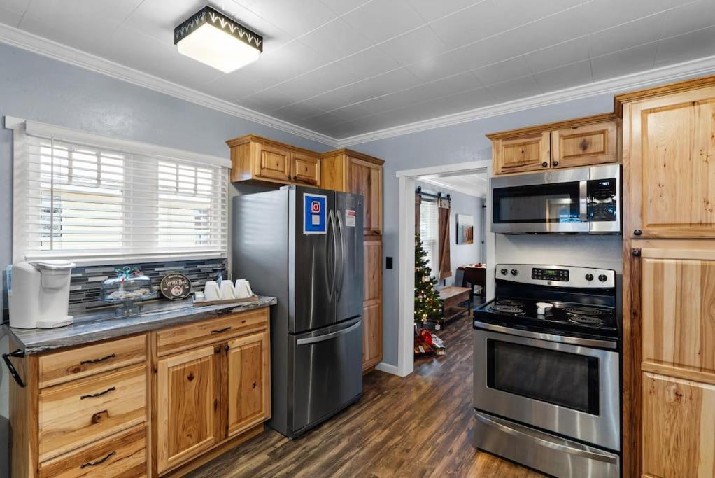 Holiday home Close To Hiawatha Tr And Biking With Hot Tub